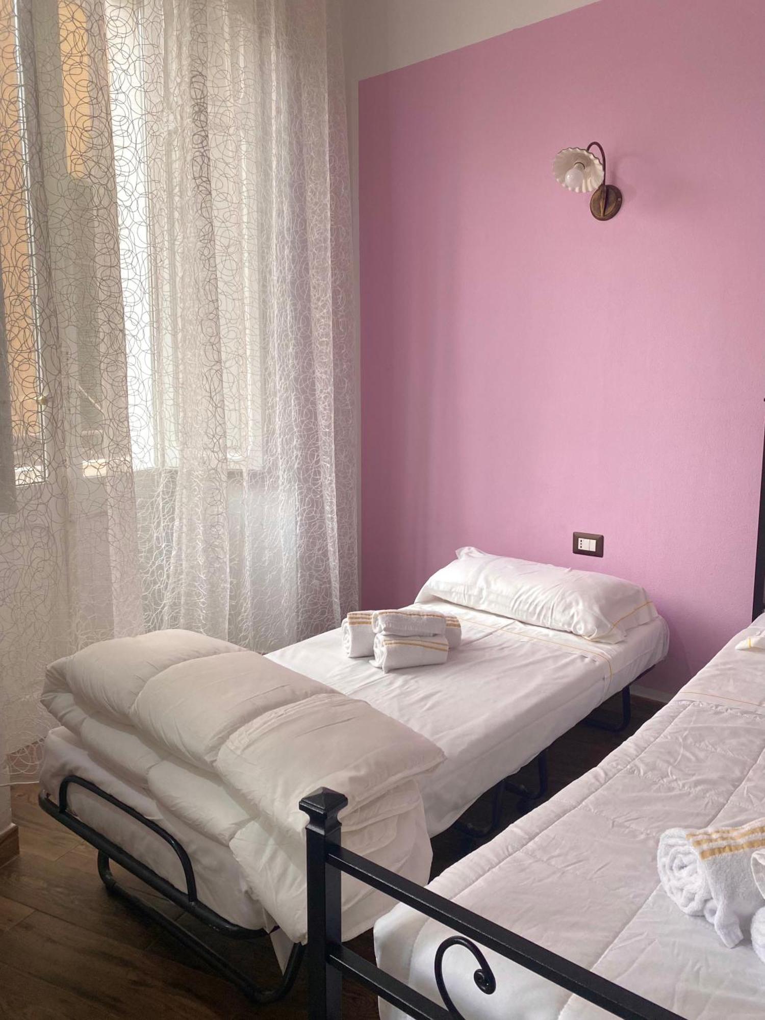 Dani'S House Hotel Cagliari Kültér fotó